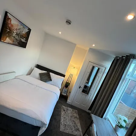 Homestay J&f In Leeds (West Yorkshire)